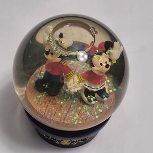 Vintage 1998 Disney Cruise Line Magic Inaugral Captain Purser Snow Globe Mickey
